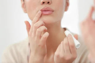A Guide to Lip Care & Its Significance During the Winter on satliva.com